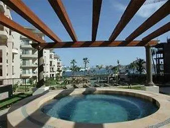 La Apartahotel Cabo San Lucas